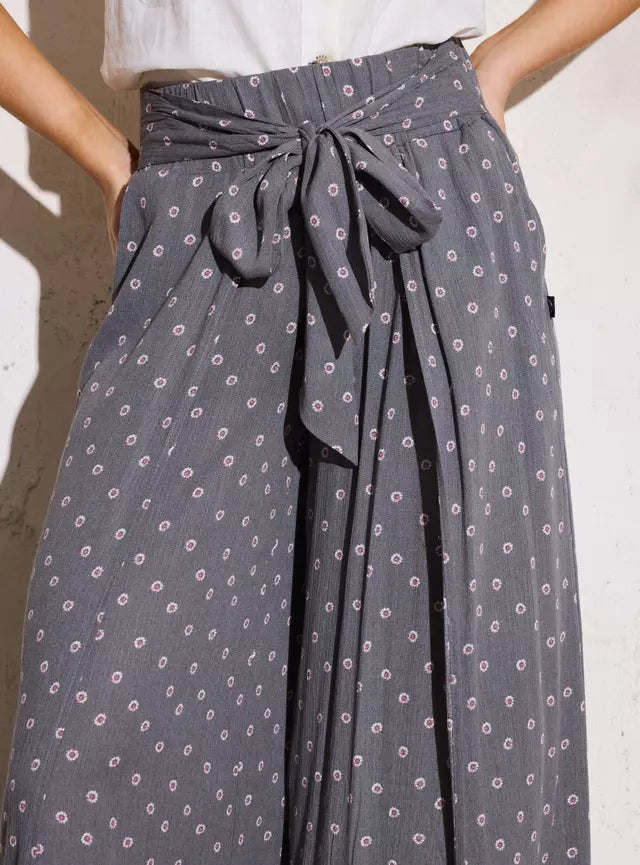 Pantalón con Amarra Reef